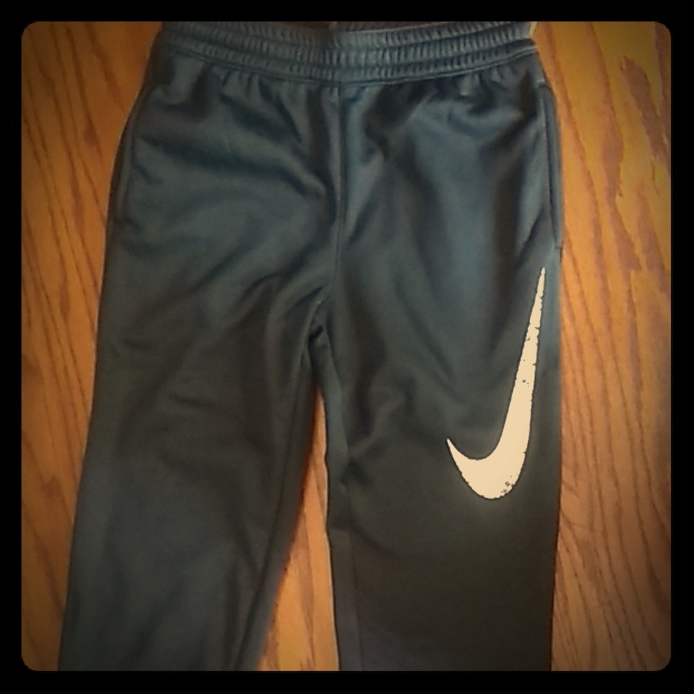 Boys Nike Dri-Fit joggers
